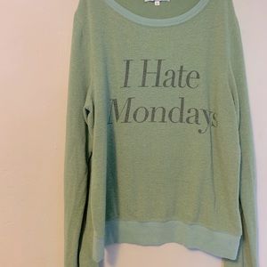 Case of the Monday’s sweater